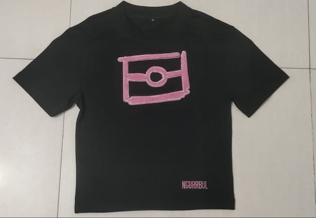 BLK MGK Heavy Tee Pink - front, Graffiti Flag logo in pink embroidery